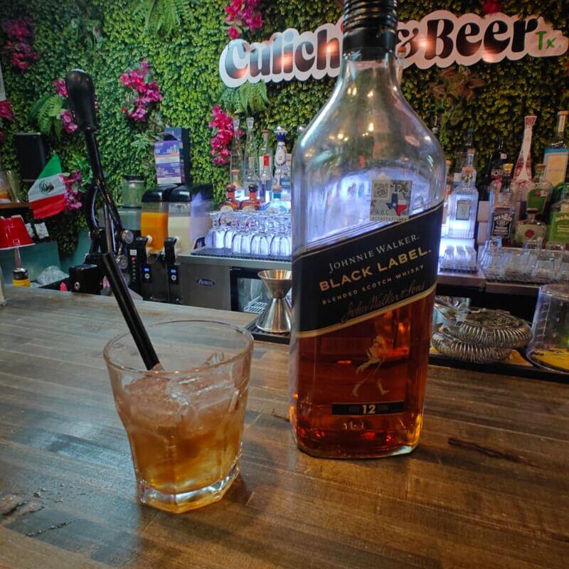 Johnnie Walker Black Shot