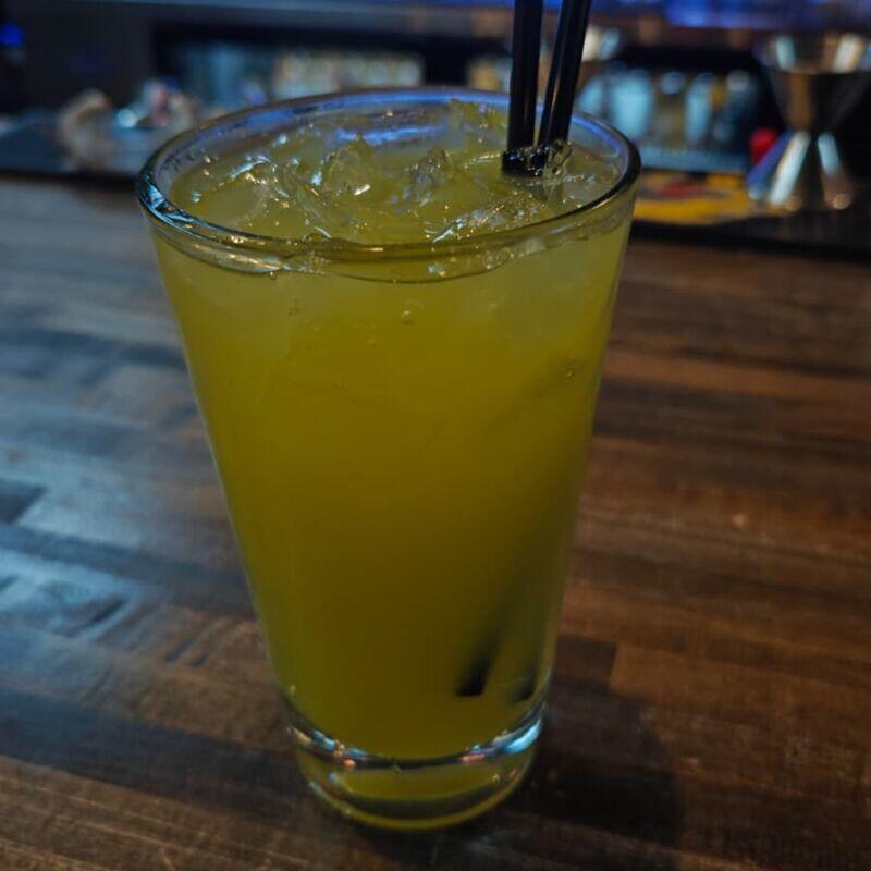 Jugo De Pina 